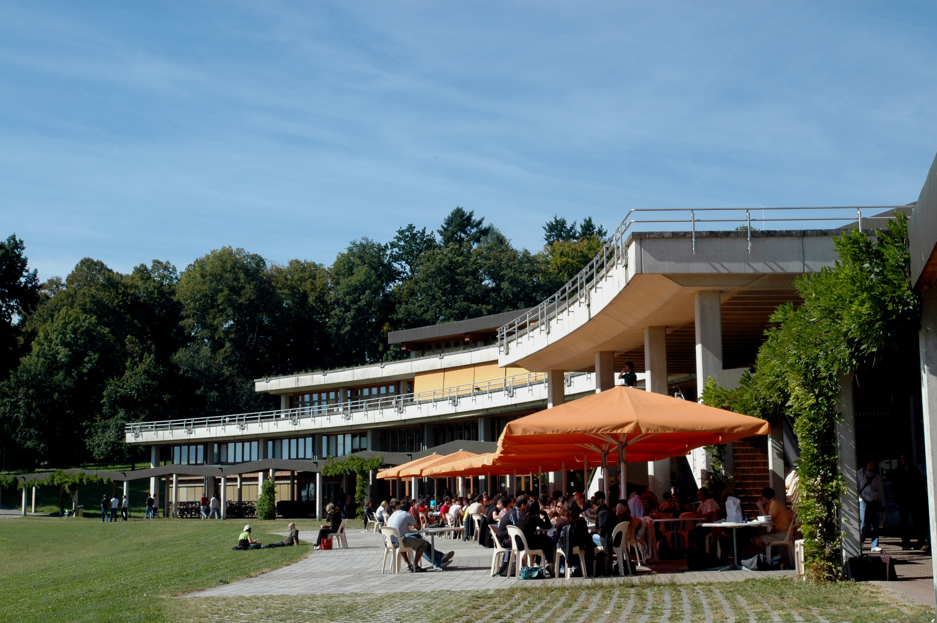 Un collectif d'étudiants affirme être venu à bout du pass COVID dans les hautes écoles vaudoises